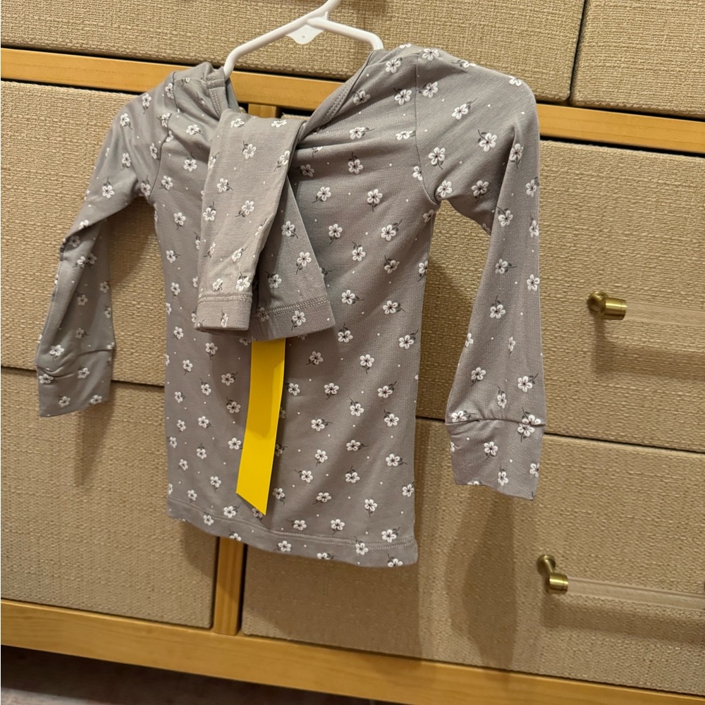 Quincy Mae Gray Floral Kids Pajama Set